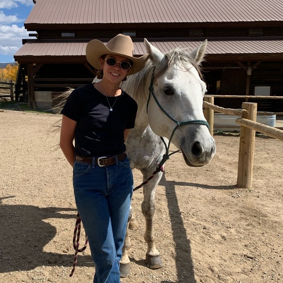 Meet your Posher, Lily - Picture 1 of 1